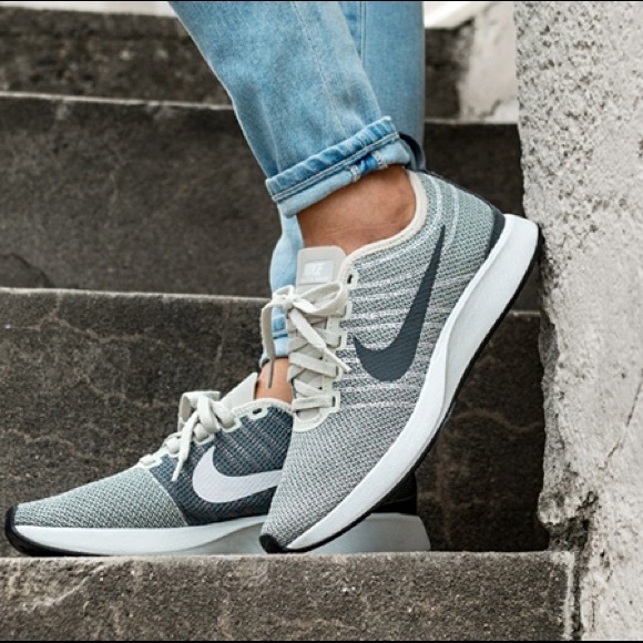 nike women's dualtone racer